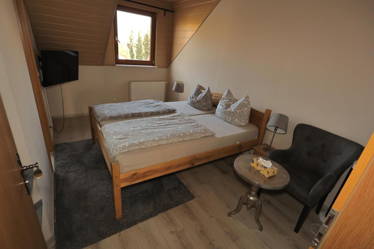 Pension Zum Paradies Harthausen  Luaran gambar