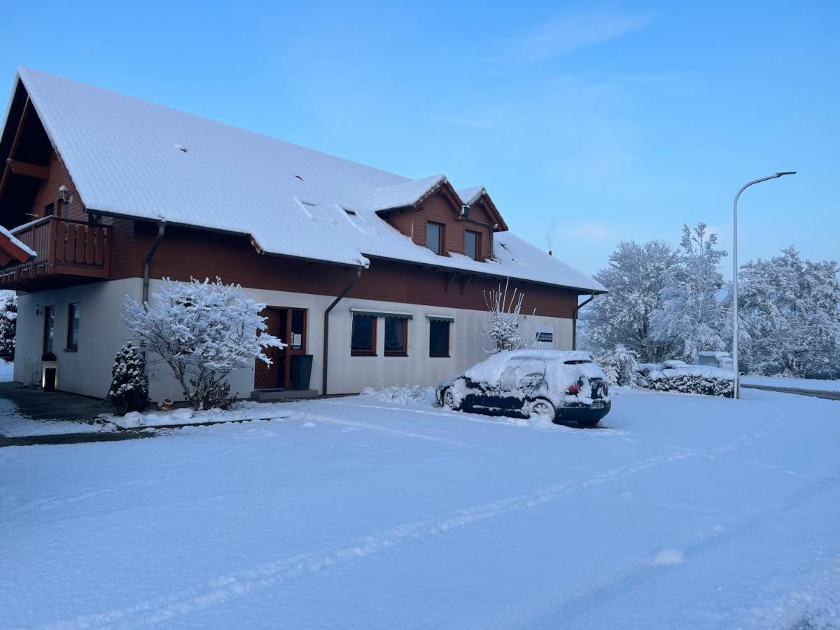 Pension Zum Paradies Harthausen  Luaran gambar
