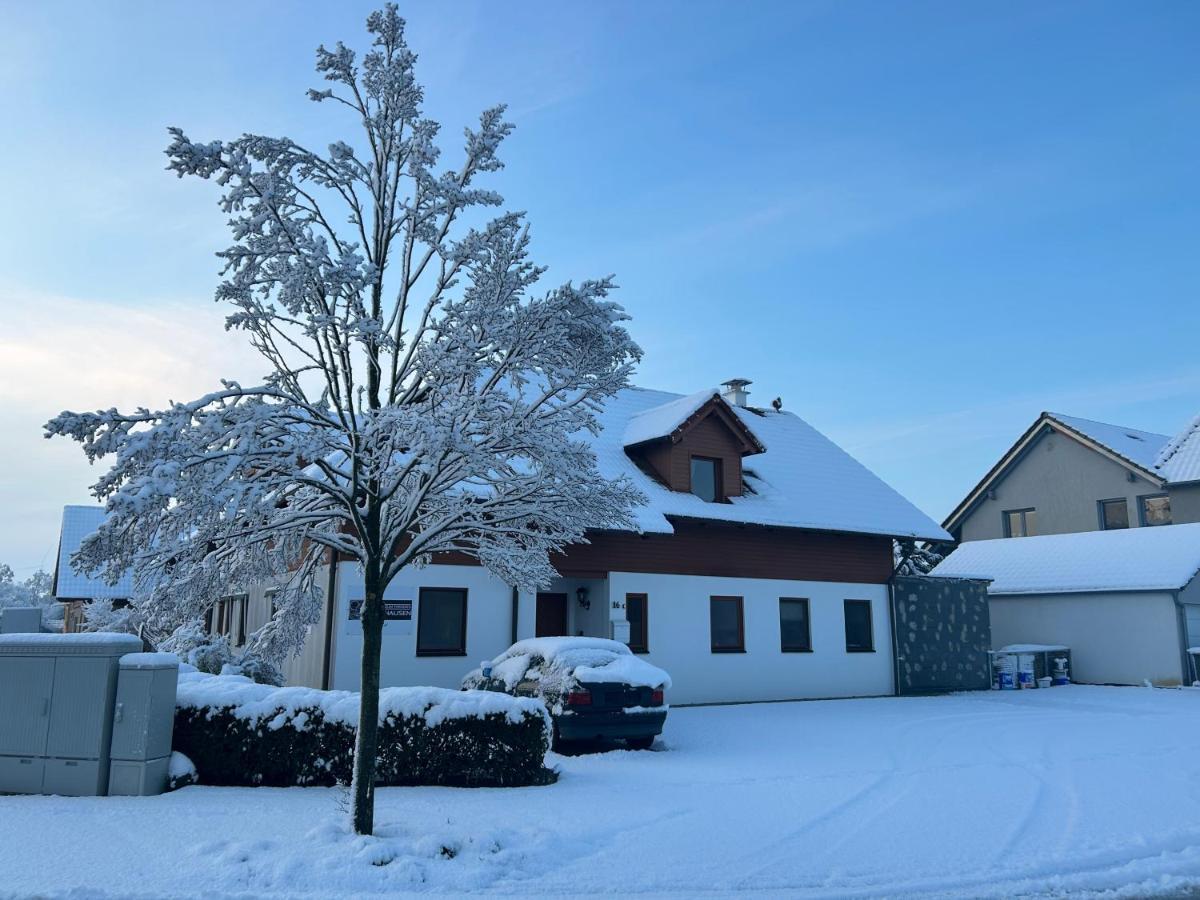 Pension Zum Paradies Harthausen  Luaran gambar