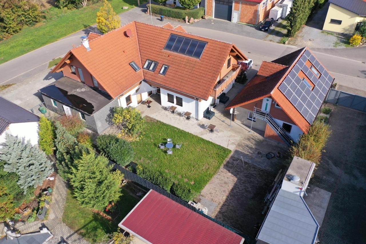 Pension Zum Paradies Harthausen  Luaran gambar